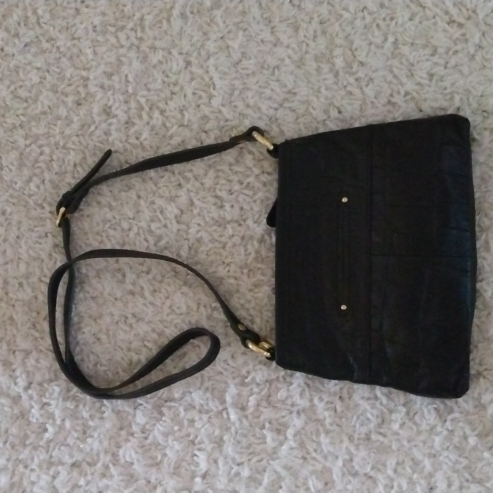 B Makowsky Crossbody Bag. - Picture 4 of 11